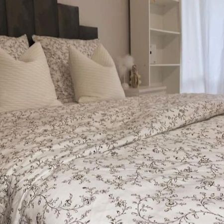 Les Grenats Apartment Conflans-Sainte-Honorine Bagian luar foto